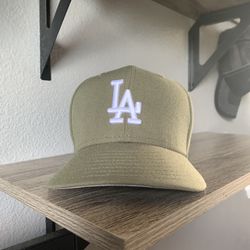 Fitted New Era La Dodgers 7  1/4 Hat