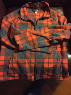 Ladies Trendy Red/black fleece sz M-reduced Again!