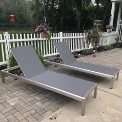 2 outdoor patio chaise lounge chairs, pool furniture loungers adjustable