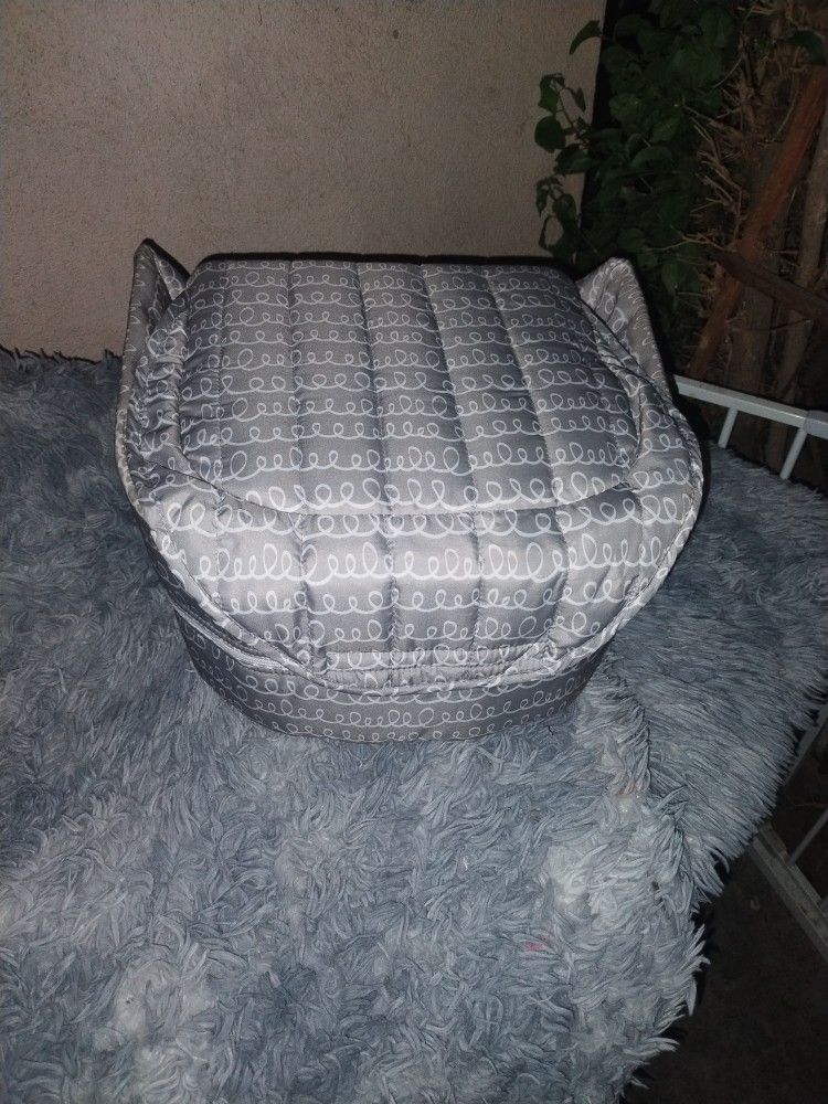 Baby Delight Portable Bassinet