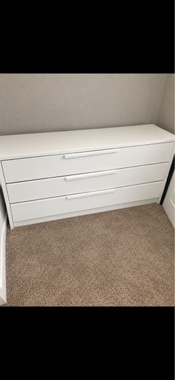 White 3-Drawer Dresser, Gray Day Bed, 55 inch TLC Tv bundle
