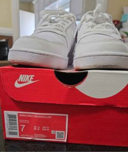 Nike Shoes Size 7