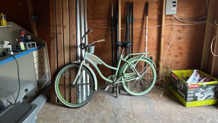 Vintage one speed cruiser