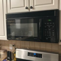 GE Spacemaker Microwave 