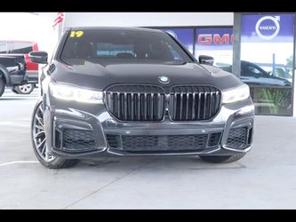 2020 BMW 740i