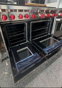 48” WOLF Gas Range - Excellent Condition