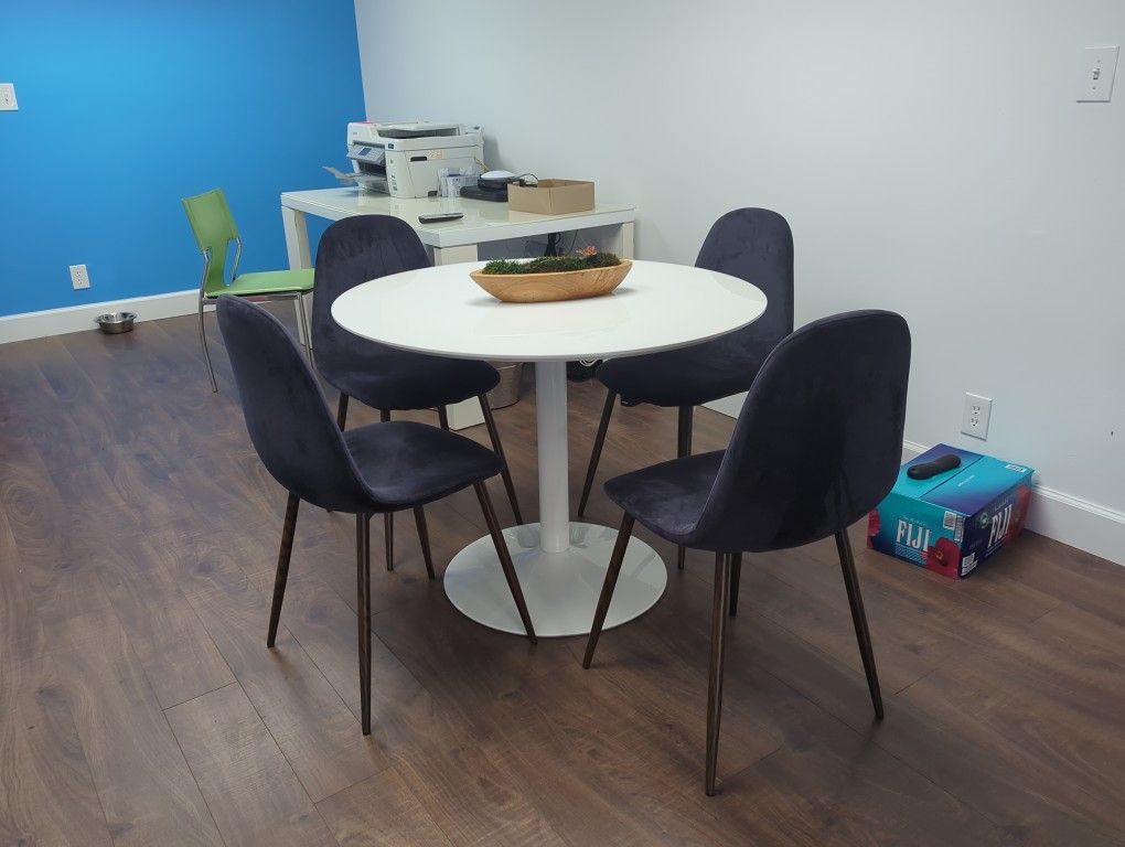 For sale Desks,Chairs, Refrigerator Etc