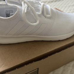 Adidas Women’s 9.5