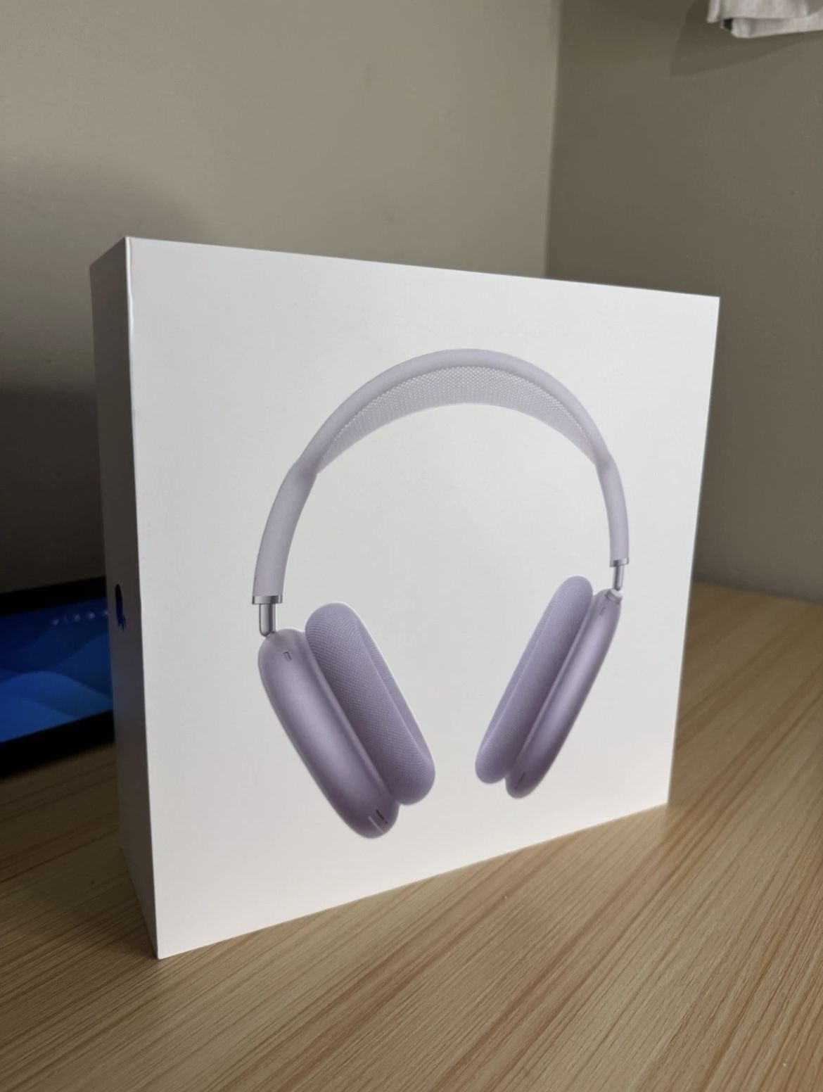 Airpod Maxes