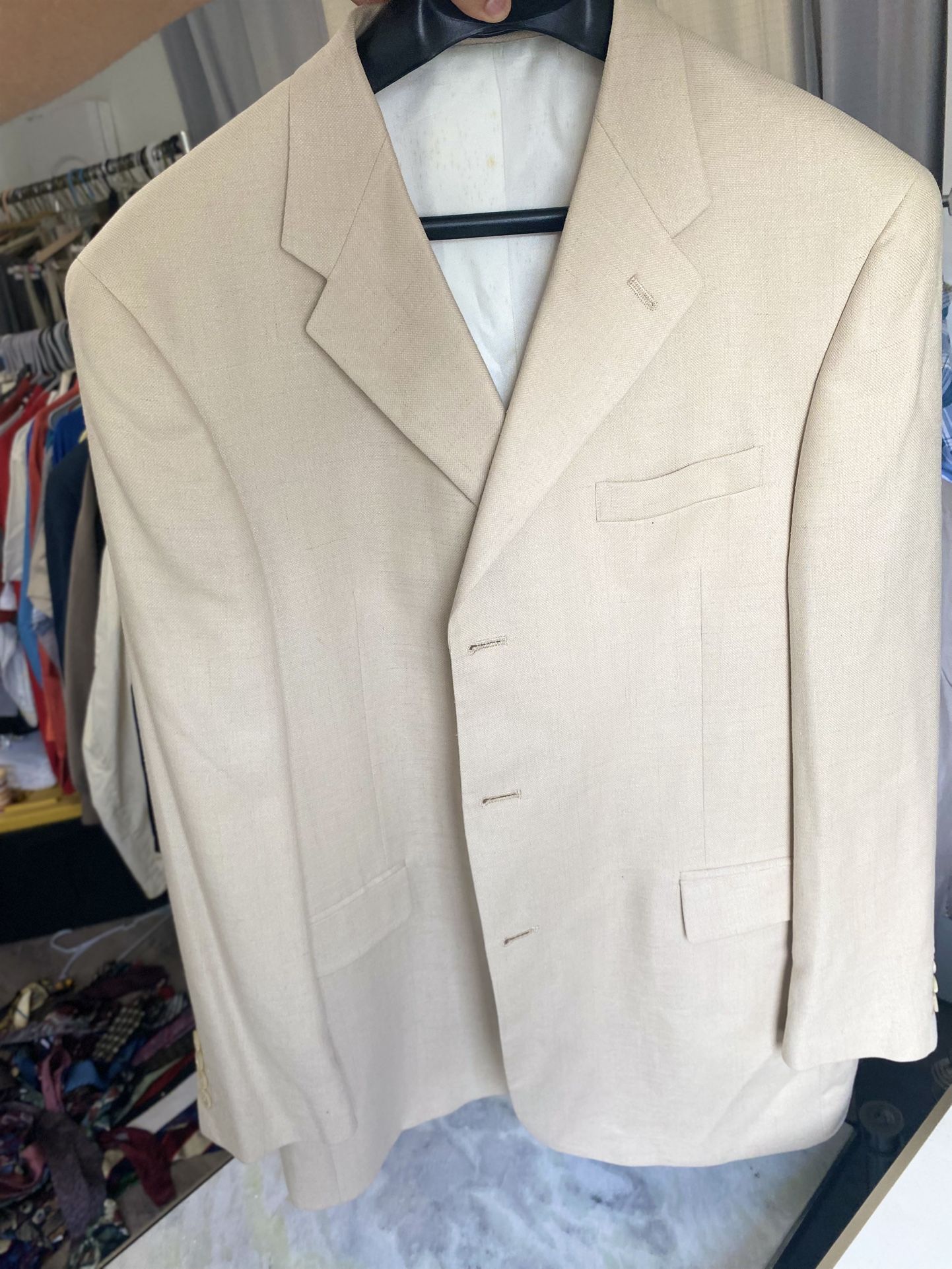 Tommy Hilfiger 44R Beige 3 Button Suit