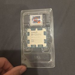 New No Box! AMD Ryzen 5 7600X 6-Core, 12-Thread Unlocked. Shoot Me Offer!!