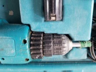 Makita battery drill