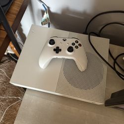 Xbox One S