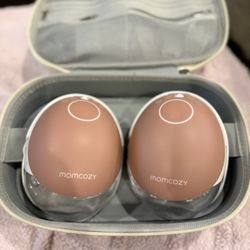 Momcozy Breast Pumps (wearable) Pink