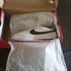 Nike Cortez