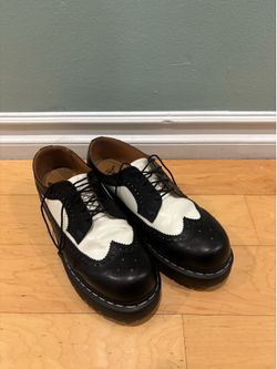 Doc martens black and white bex smooth leather brogue shoes/ size 12