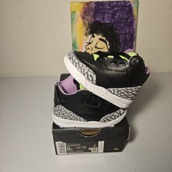 Size 5c - Kids Joker Jordan 3's - $65
