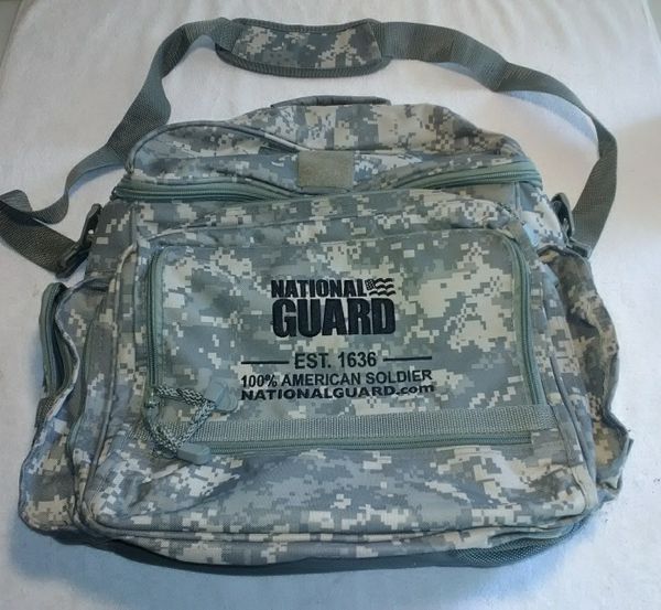 US Army National Guard Backpack Laptop Bag Camo shoulder strap carry on for Sale in San