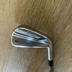 TaylorMade P790 3 Iron UST Mamiya Recoil 95 F4 Stiff