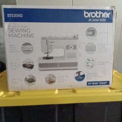 Heavy Duty Sewing Machine 