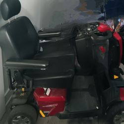 (Price Is Negotiable) Used VICTORYLXSPORT GOOD CONDITION (Price Is Negotiable) 