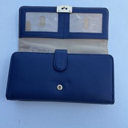 Nautica Wallet .  Faux Leather 