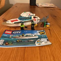 Lego City 60221