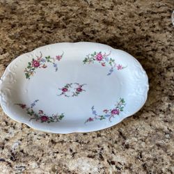 Royal Kent Antique Dishset