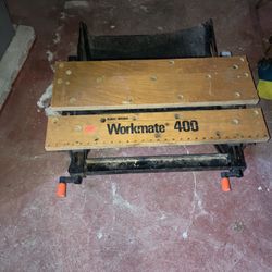  Co Black & Decker work meat 400 mobile workbench