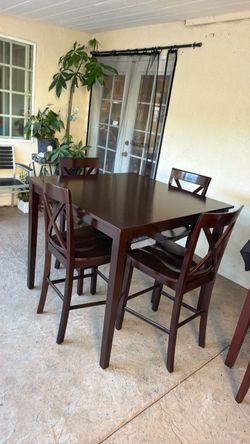 Wooden Dining table and 4 Chairs