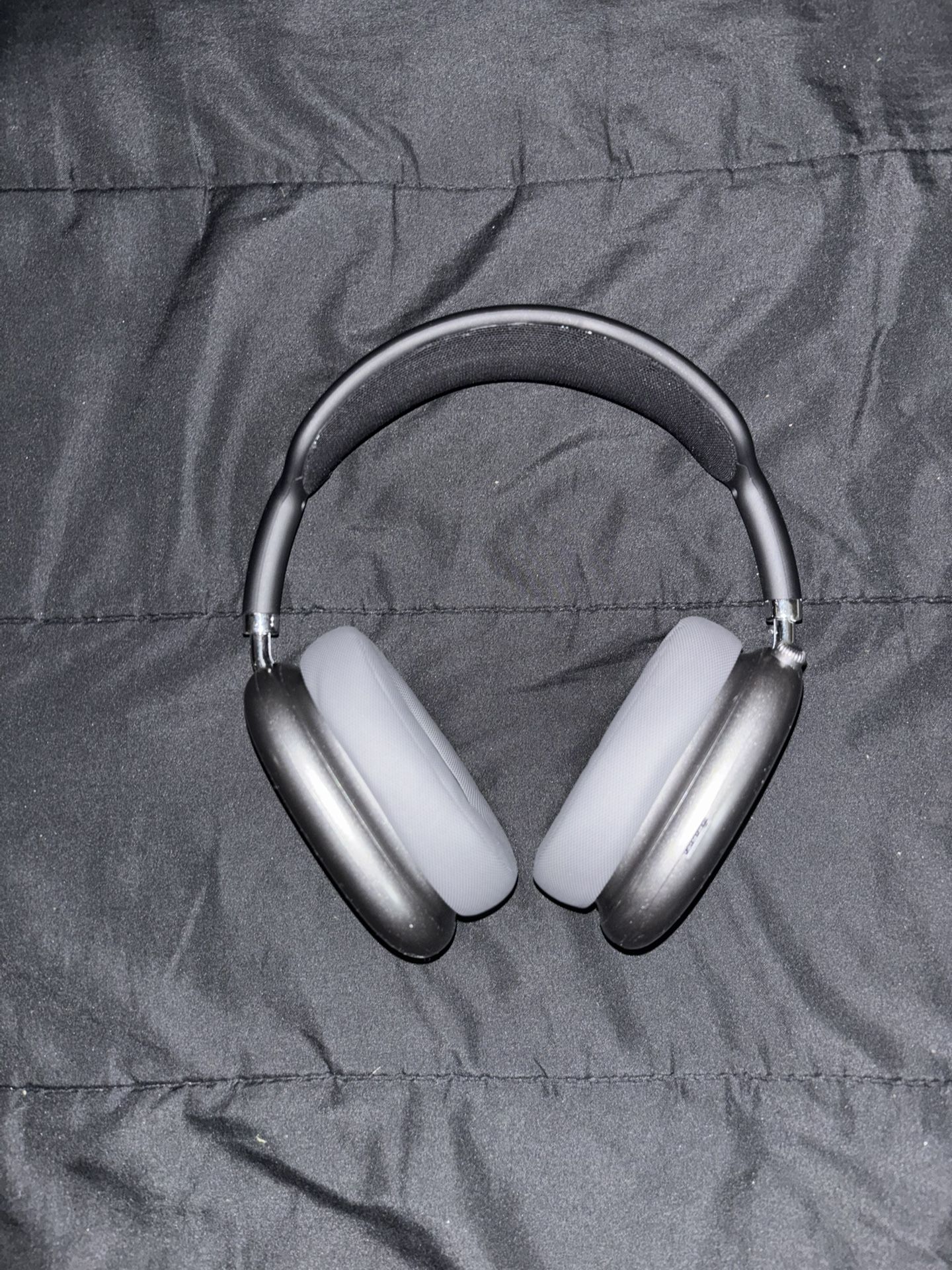 AirPods Pro Max 