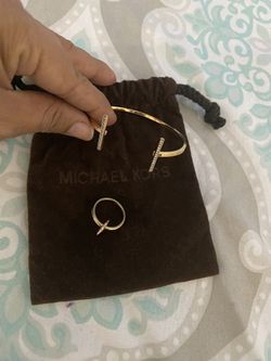 MICHAEL KORS
