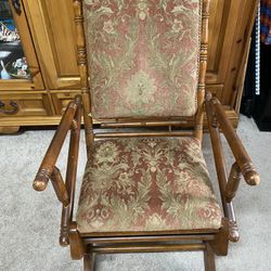 Antique Spring Rockering Chair With Rollers