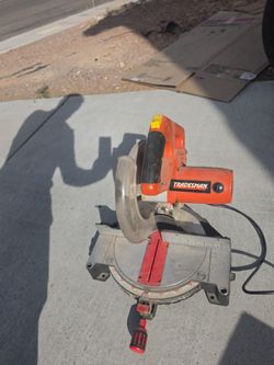 Compound miter saw $75