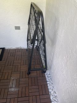 Rollaway Twin Bed With Brand New Mattress 