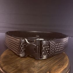Bianchi 7950 Duty Belt Waist Size 34”-40” AccuMold Black Basketweave Leather