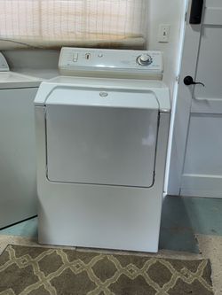 Maytag Electric Clothes Dryer $35