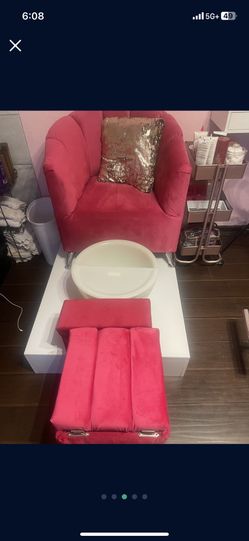 Pedicure Station 