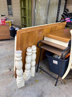 Nice large dinning table