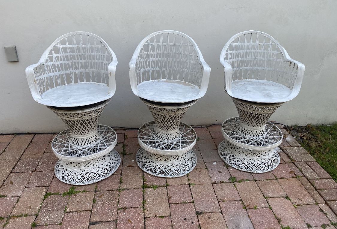MidCentury Woodard Fiberglass Spun Stools (3)