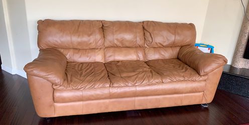 2 sofas leather