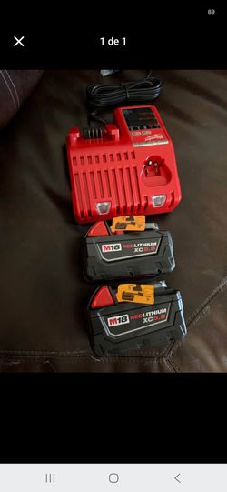 Milwaukee m18 2 battery xc5.0 and charger