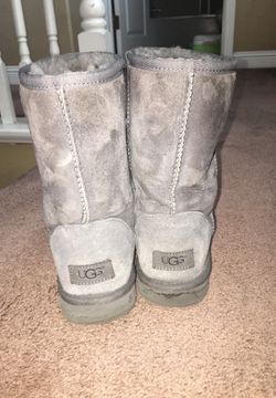UGG boots size 8