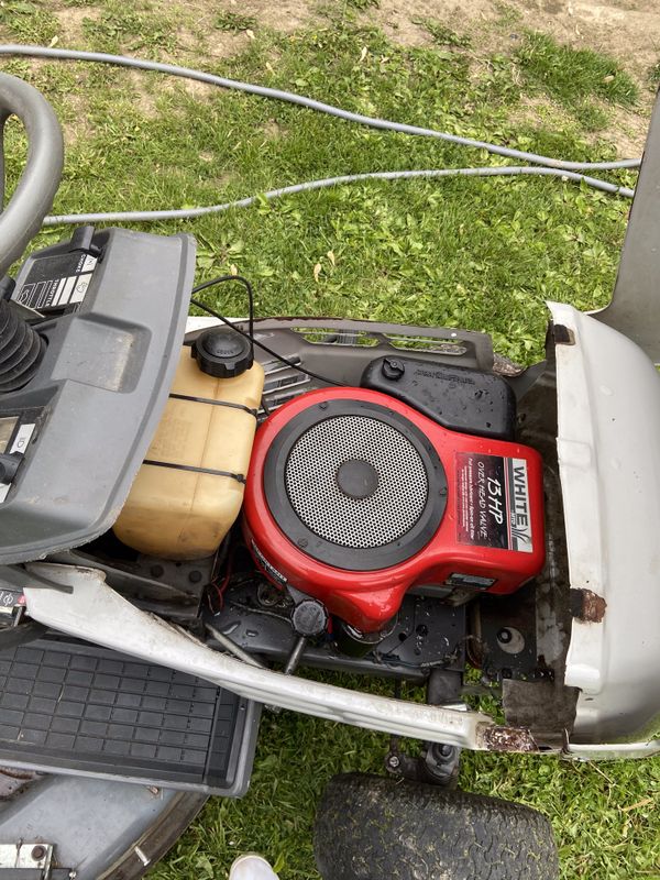 White MTD riding lawn mower for Sale in Indianapolis, IN - OfferUp