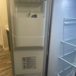 Refrigerator  Samsung