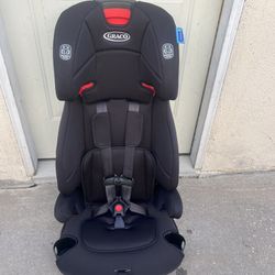 GRACO BOOSTER CAR SEAT 