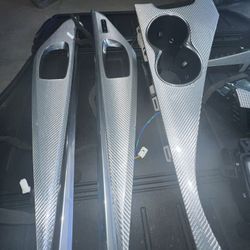 INFINITI Q60 CARBON FIBER TRIM