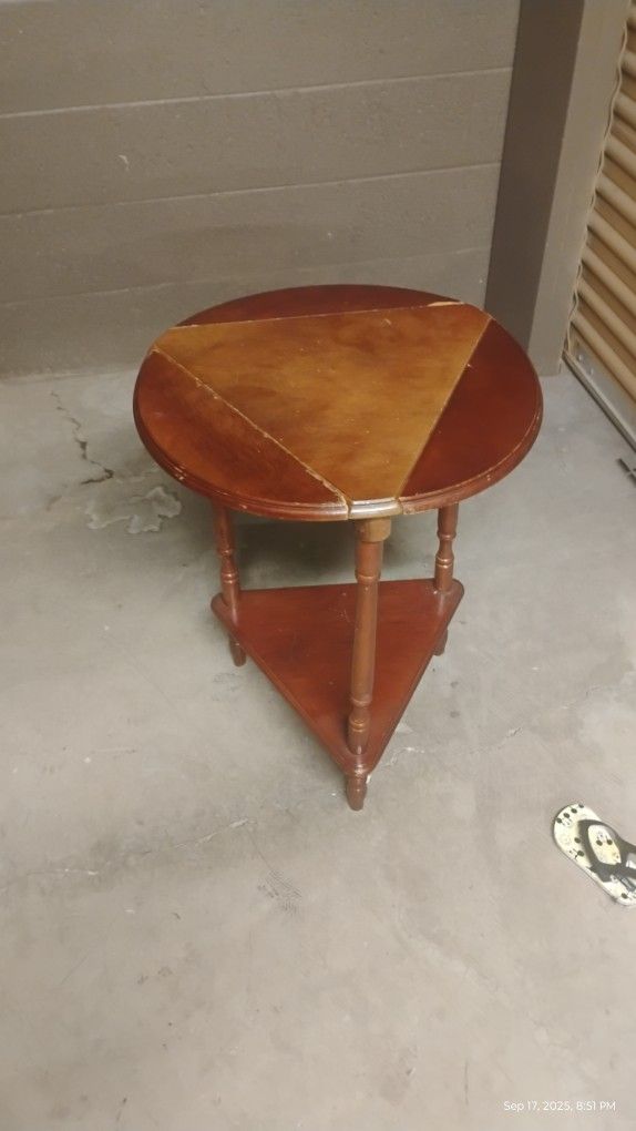 Antique Drop Leaf Mahogany Wood Triangle/Round Table