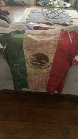 Women’s blouse