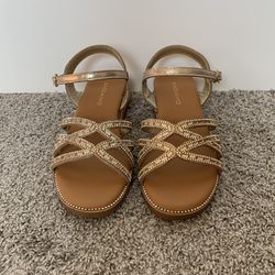 Andiamo Sandal (New) / Size 5.5 / Gold